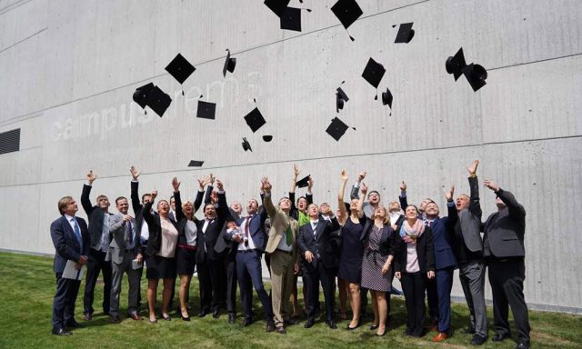 Master-Verleihung-10-Beitragsbild-web Masterabsolventen 2017, Chiropraktik Campus